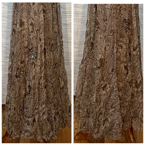 Nina Austin brown and tan floral evening gown. - Picture 10 of 14